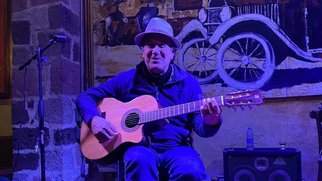 MARTÍN VEGA EN MAMA MIA