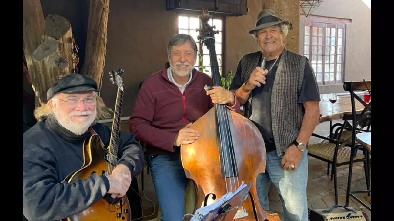 Music Trio – Fil Formicola, Hopalong, and Rolando