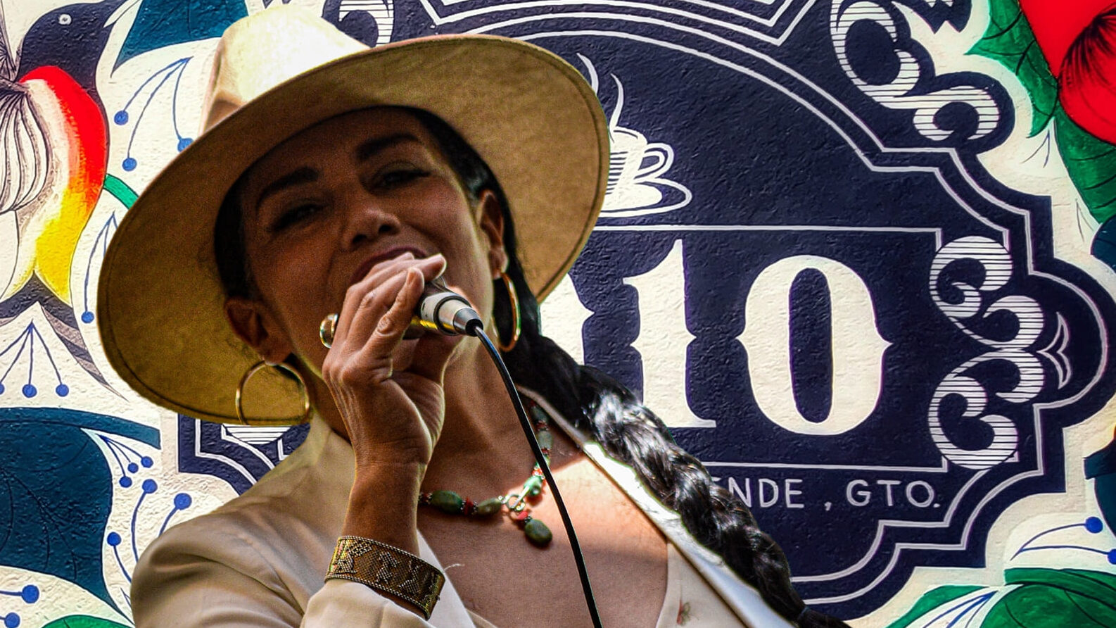 Jessica Sánchez Bowman en Café 1910