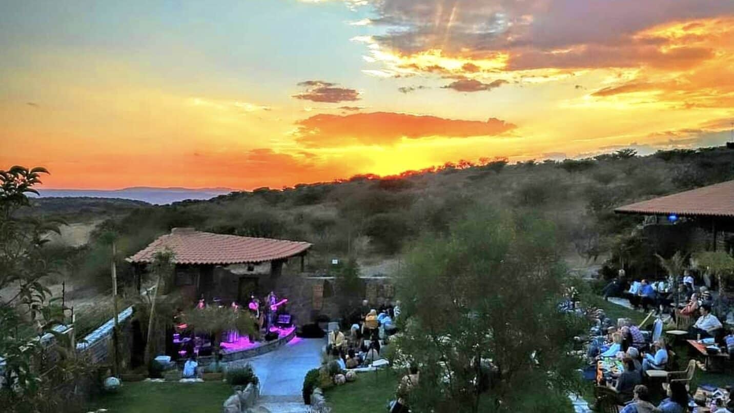 Sunset Theater